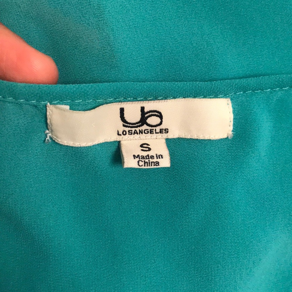 Bluish, turquoise tank - Picture 2 of 2